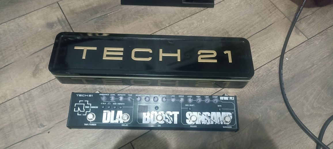 Multiefekt Tech21 SansAmp sygnatura Paul Landers