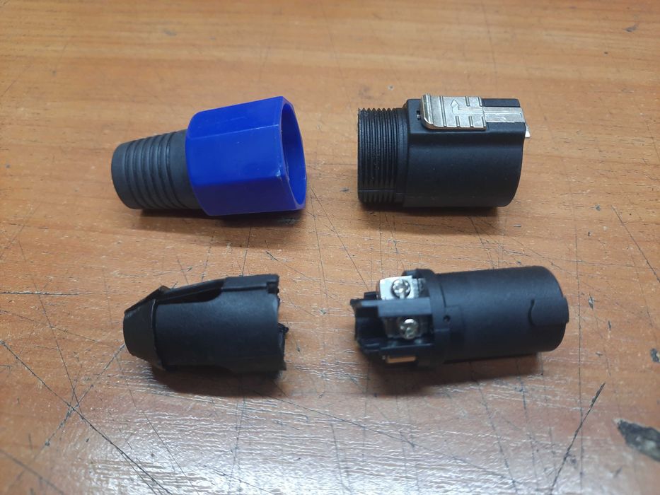 Штекер та розєм акустичний Спікон SpeakON 4-pin