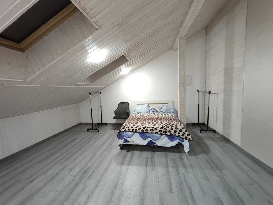 Оренда ТАУНХАУС на вул Кагарлицького (район вул Руська, Гарячий Урбан)