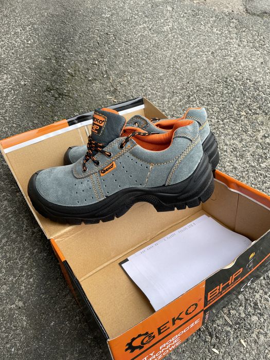 Черевики робочі спеціалізовані, замша.