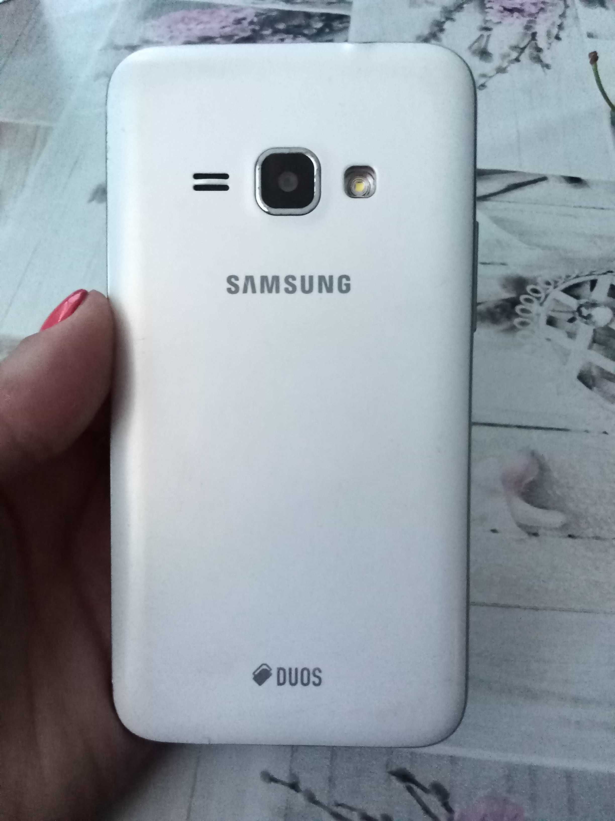 Samsung Galaxy Duos J120H /DS