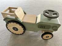 Little Dutch drewniany jeździk Traktor Little Farm