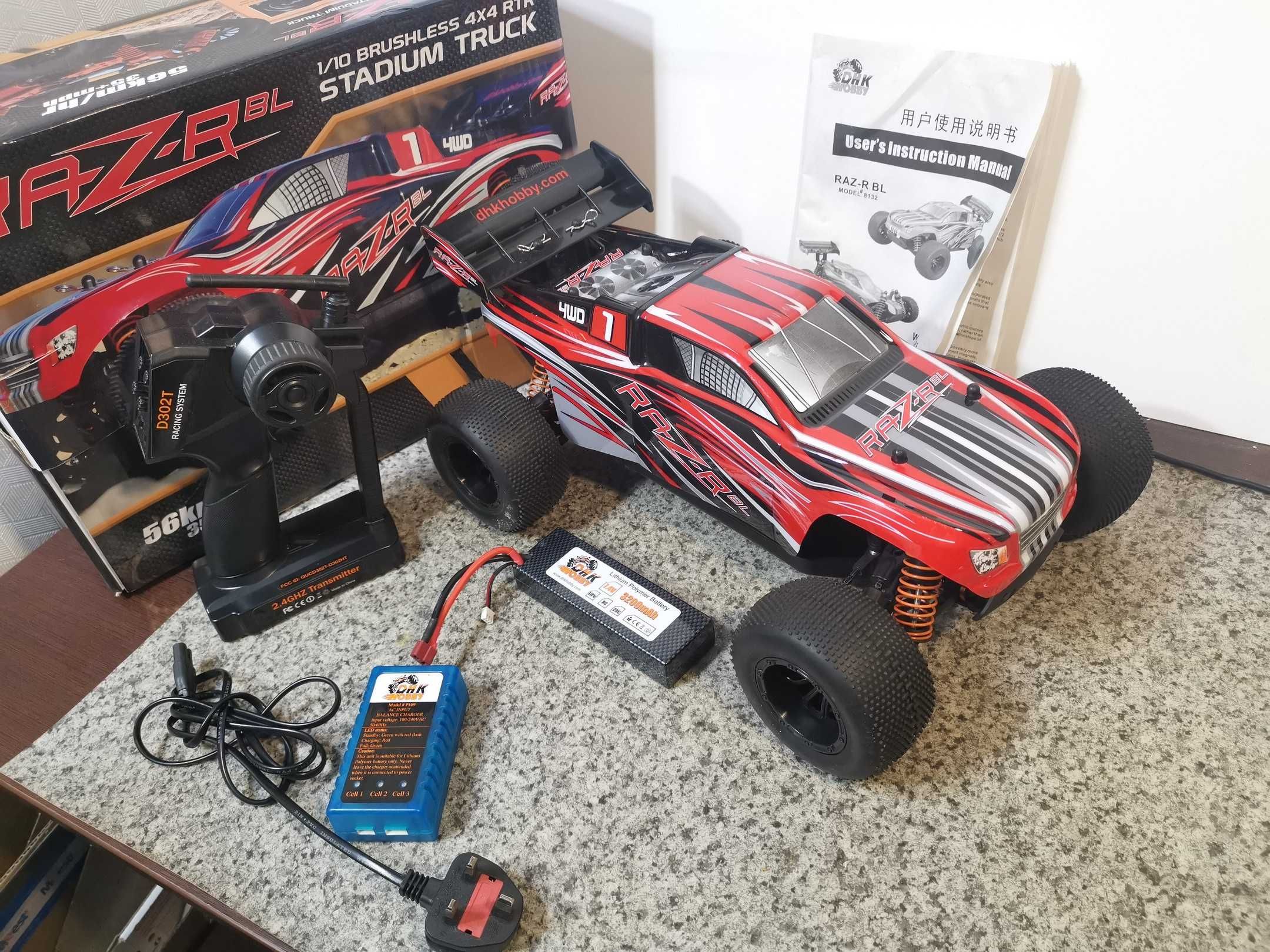 RC машинка траггі DHK Razr Brushless 1/10 безколекторна в коробці