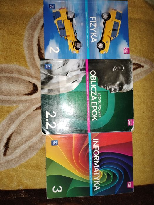 Podręczniki do drugiej i trzeciej klasy technikum/liceum