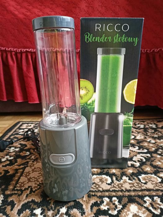 Blender stołowy RICCO BL1088GS