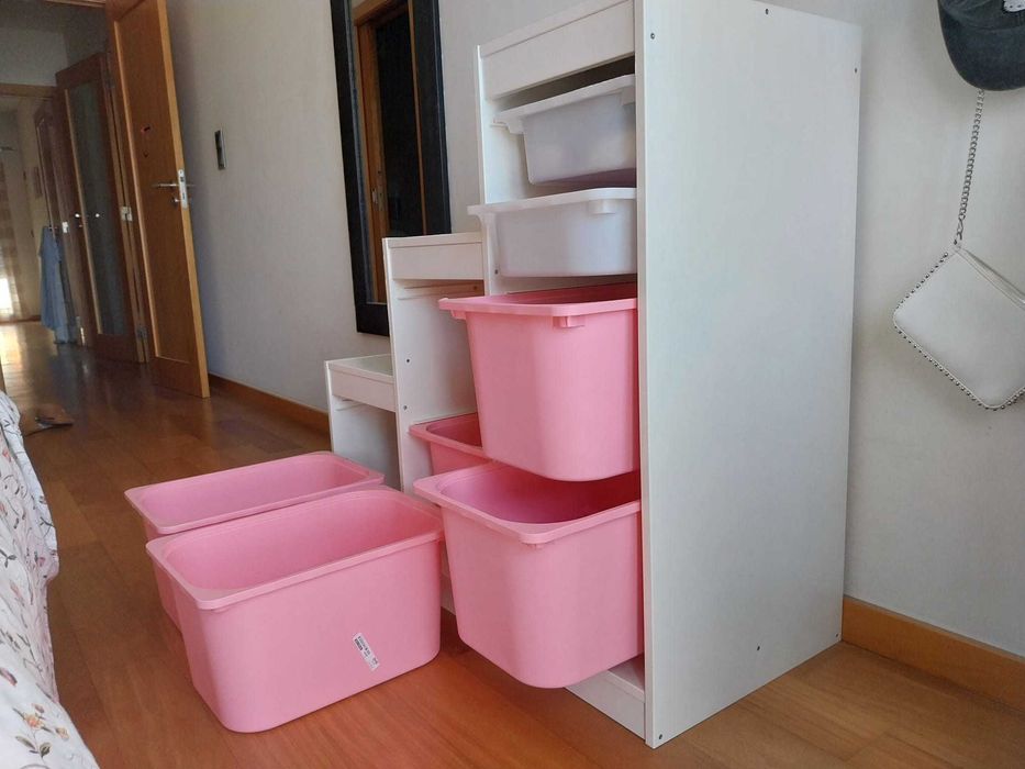 Movél de arrumação com gavetas (IKEA Trofast) bom estado.