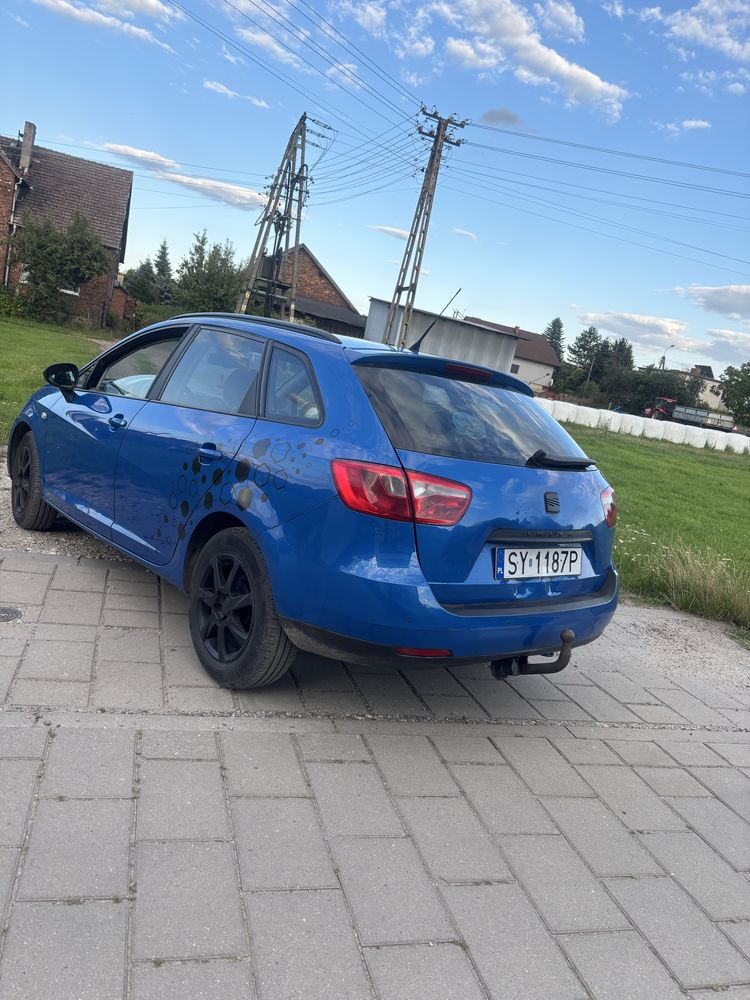 Seat ibiza Kombi 2010r/ 1.2 diesel/klima/ Samochód sprawny