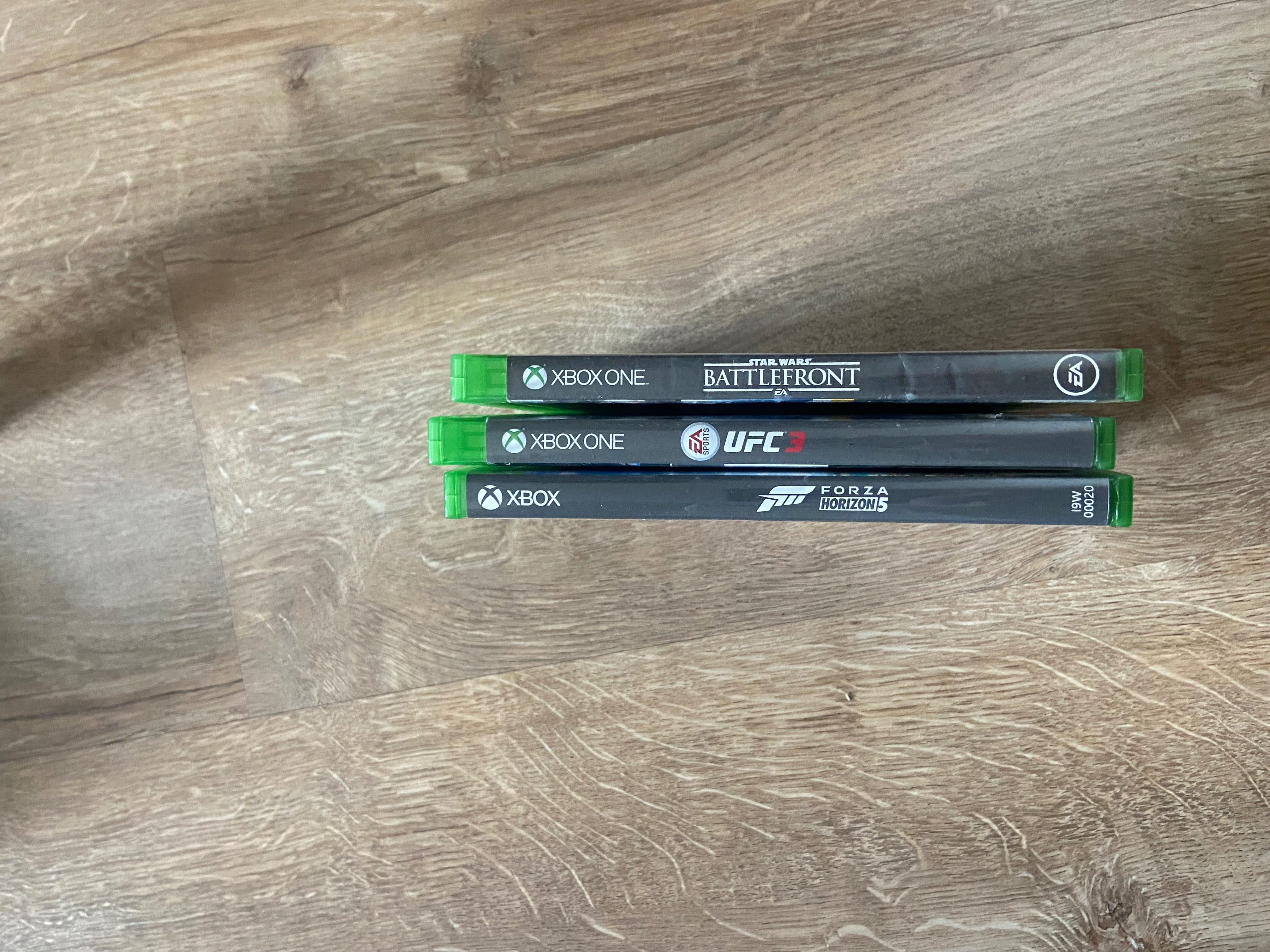 Xbox one X 1TB mało używany