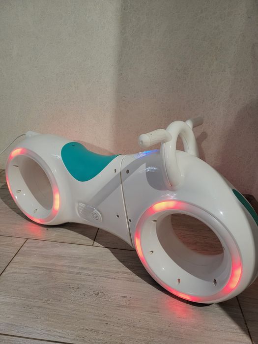 дитячий беговел-толокар Трон Космо-байк Bluetooth Keedo HD-K06 (Біло-