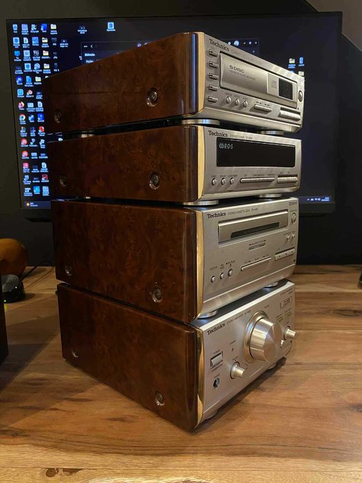 Kompletna Wieża Technics HD81  z systemem głośników SB-HD81