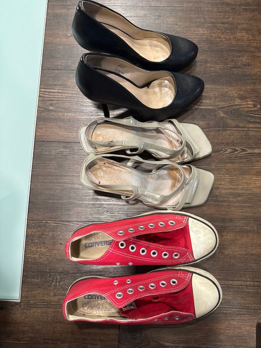 Віддам Жіноче взуття 37 р