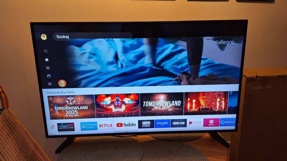 Samsung 43 całe Smart TV
