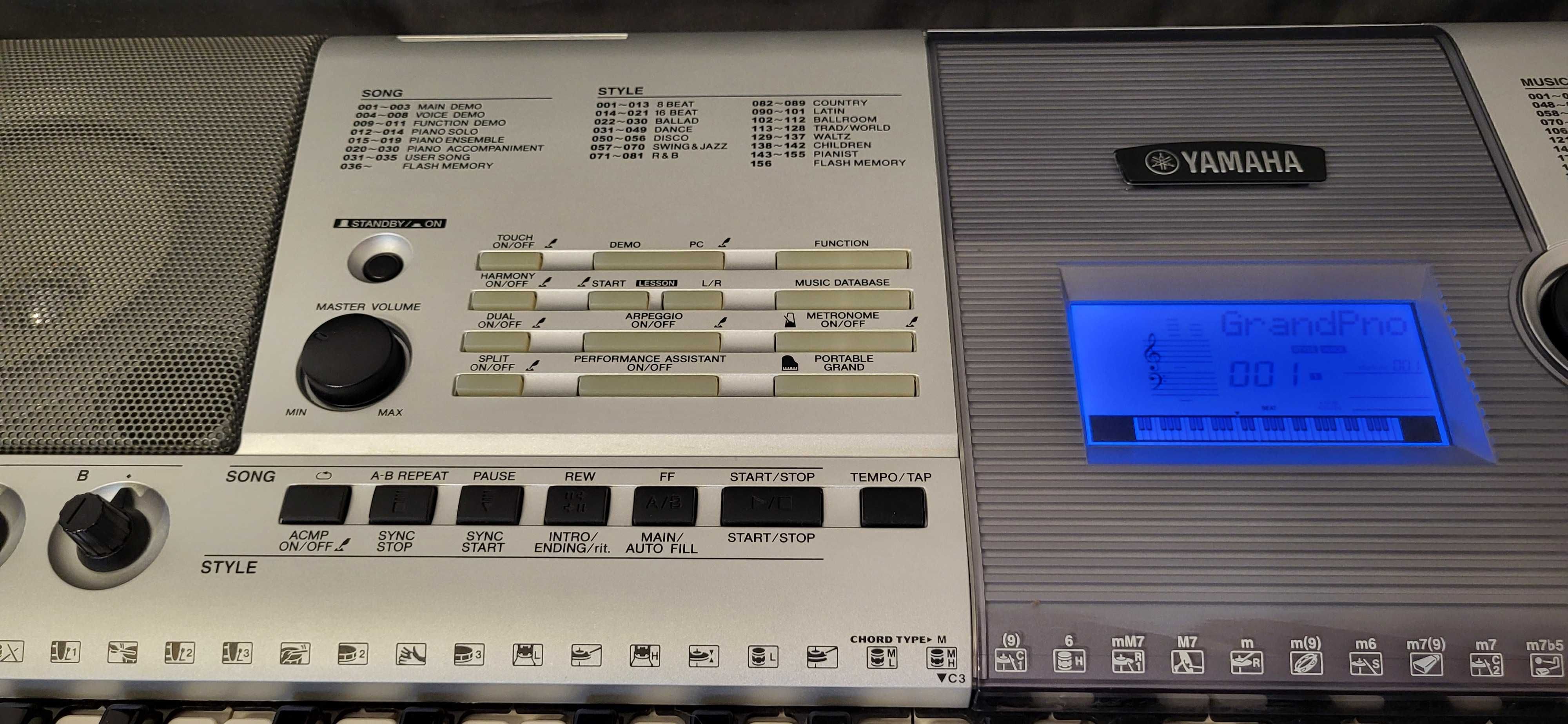 Keyboard Yamaha PSR E403 + pokrowiec + statyw