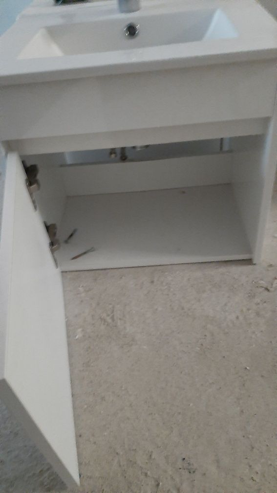 Vendo móveis de casa-de-banho completos (vários)