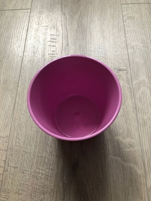 Doniczka osłonka różowa średnica 13 cm, wysokość 11 cm ceramiczna