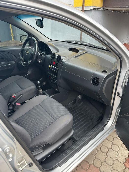 Продам машину Chevrolet aveo