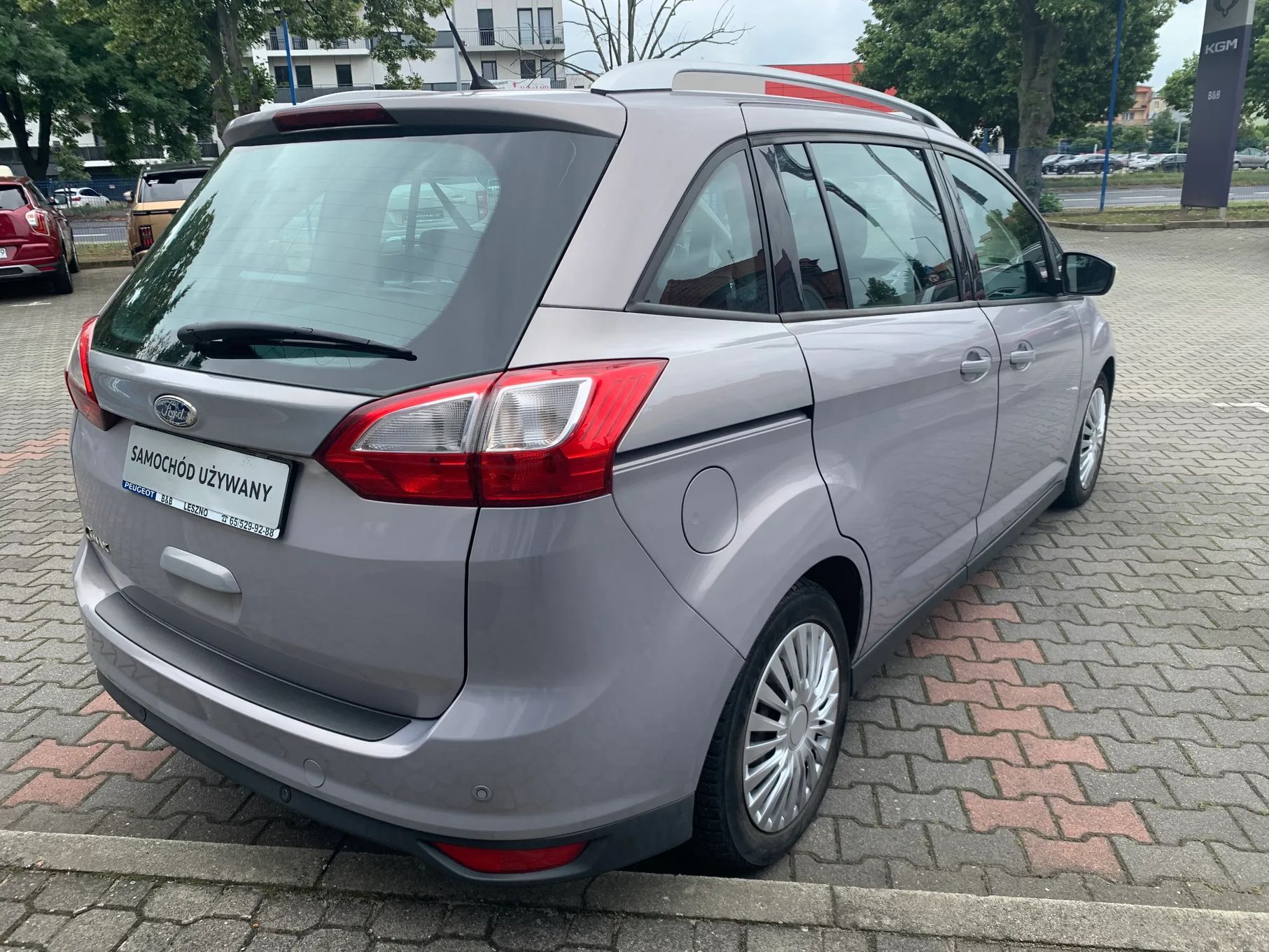 Ford Grand C-MAX Rodzinne Zadbane Ekonomiczne