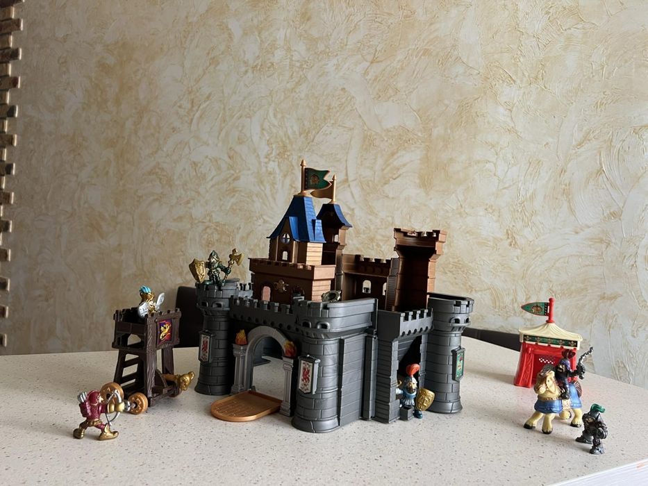 Замок розкладний дитячий