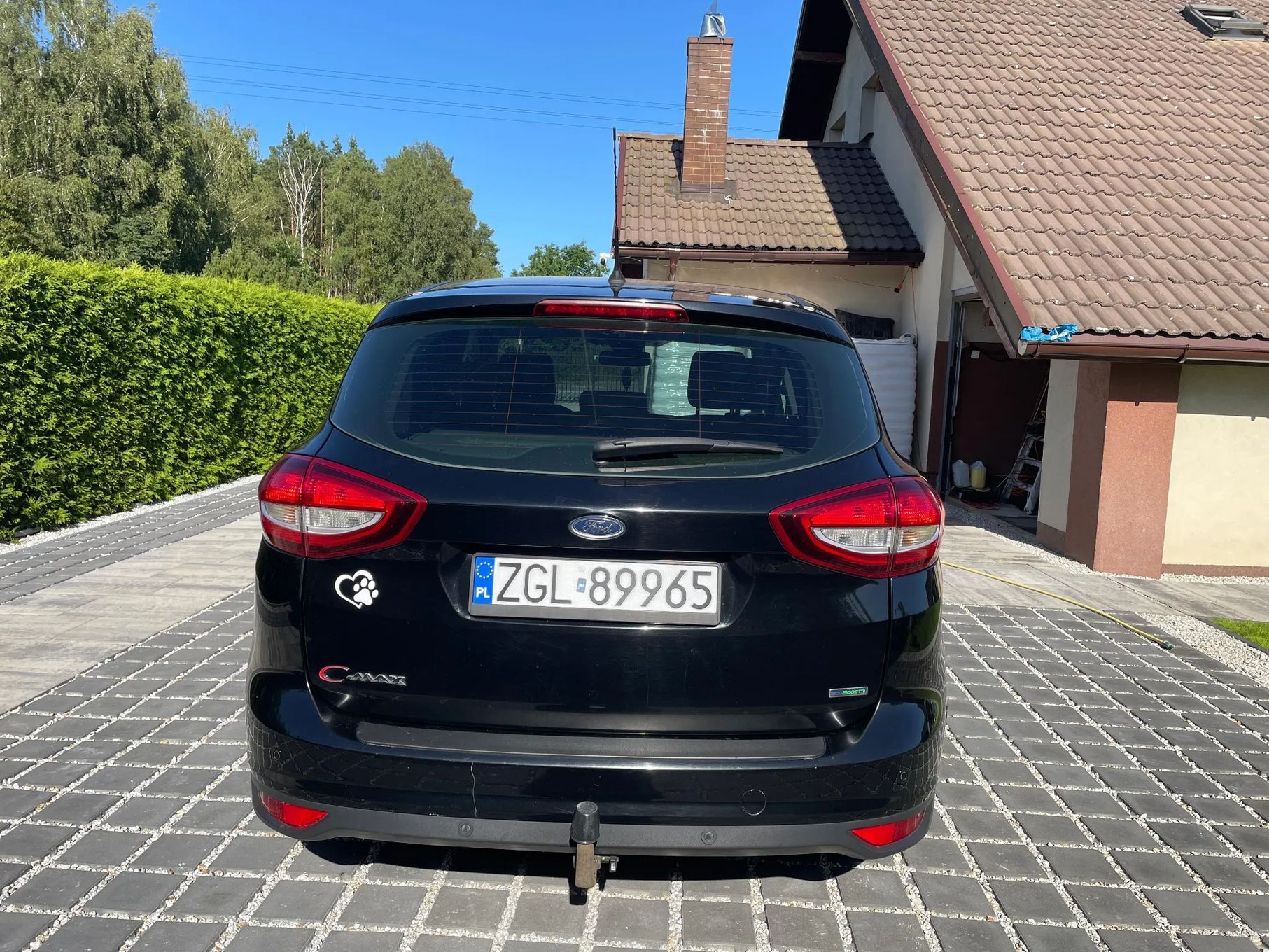 Ford C-MAX Na sprzedaż Ford C-max z dynamicznym, turbodoładowanym silnikiem
