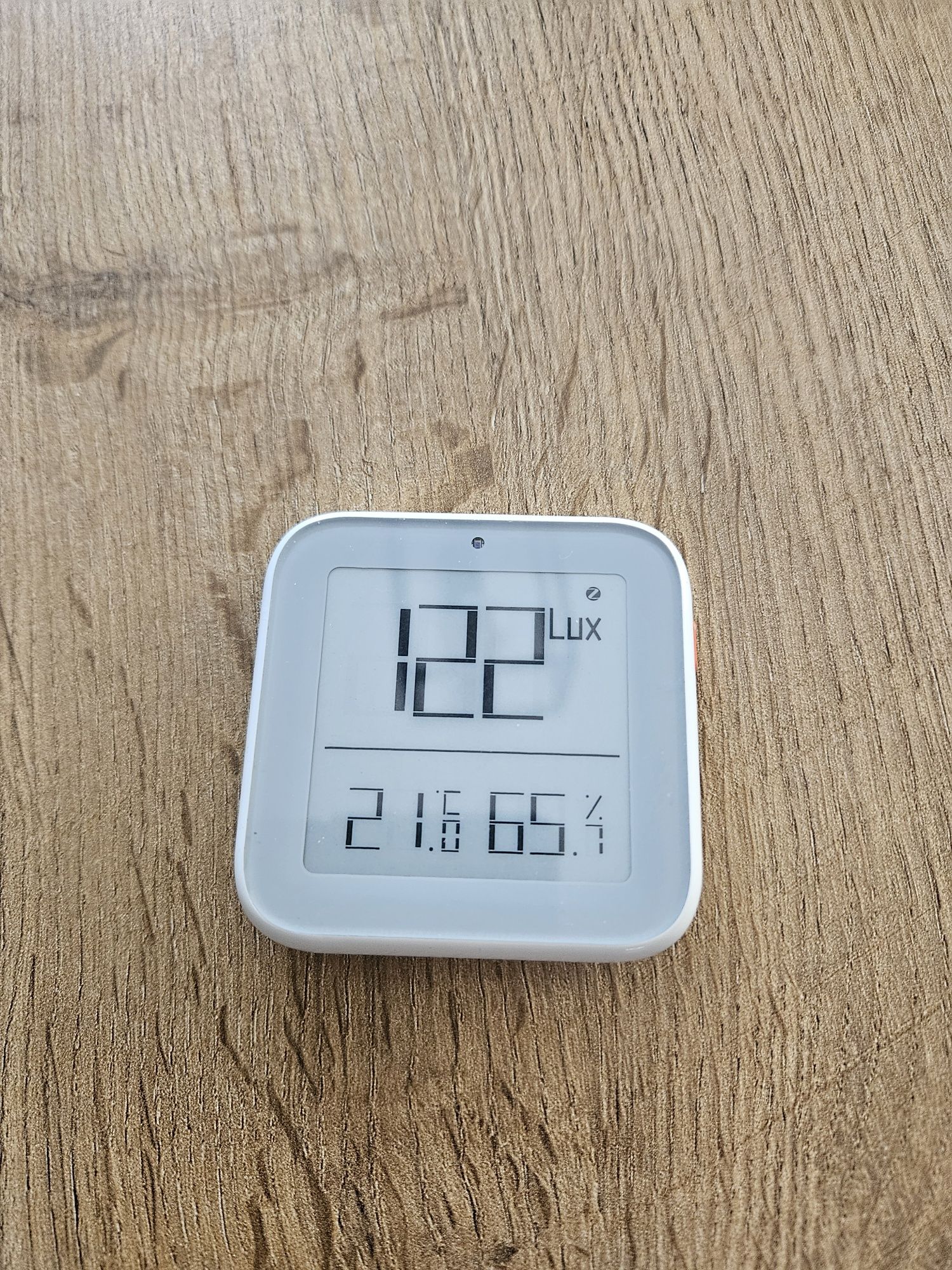 TUYA Czujnik temperatury  wilgotności  światła ZigBee