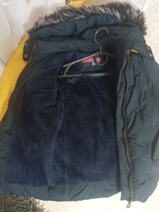 Зимова дитяча куртка