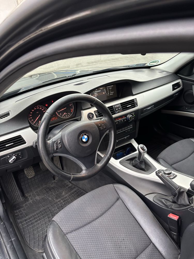 BMW 3 Touring E91 320i