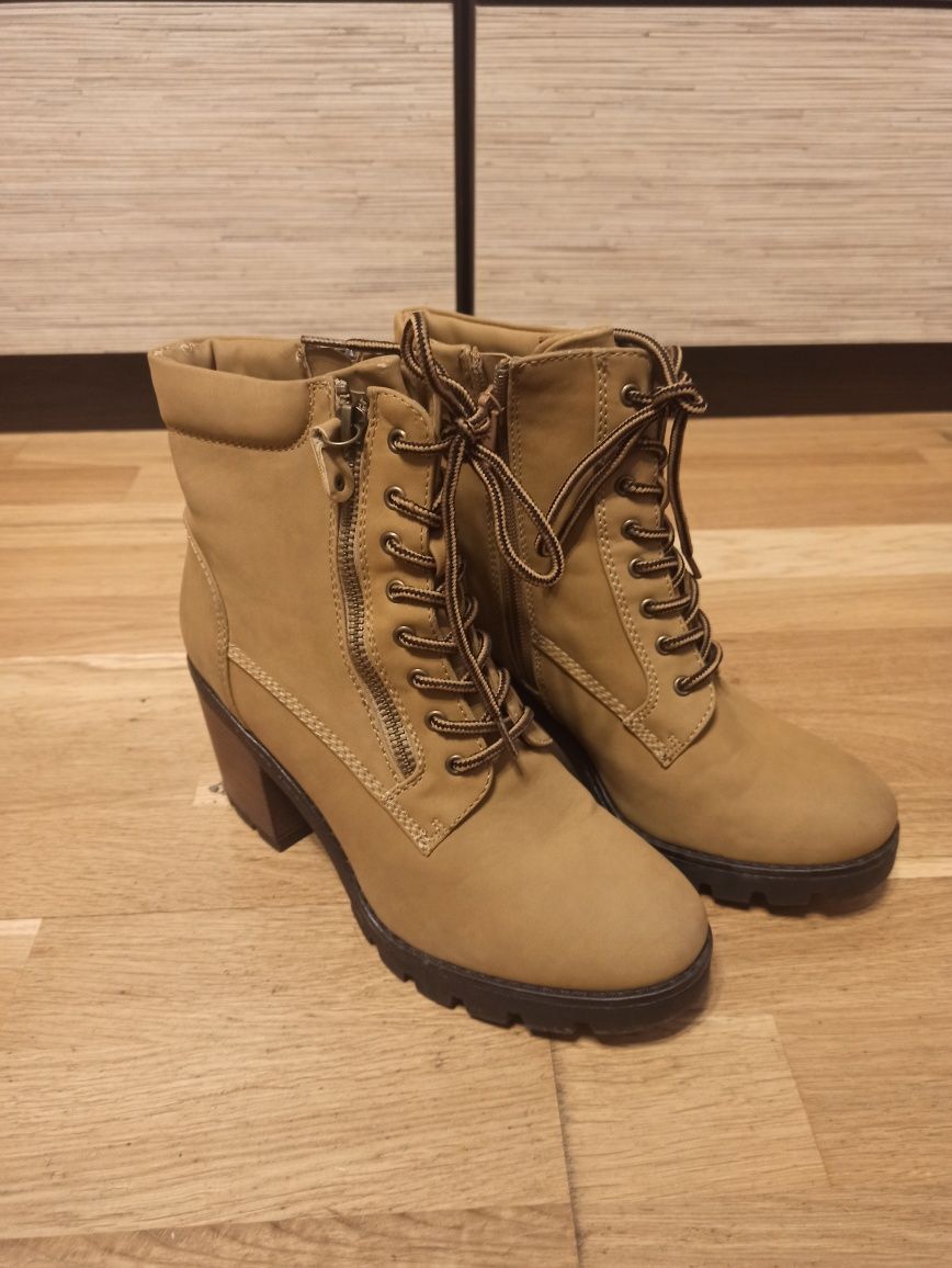 Botki workery obcas