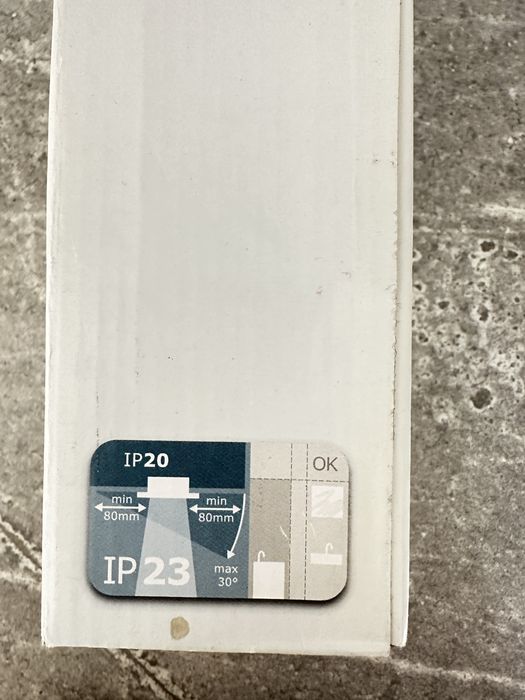 Oprawy sufitowe/ halogeny 230v. 3x50W NOWE