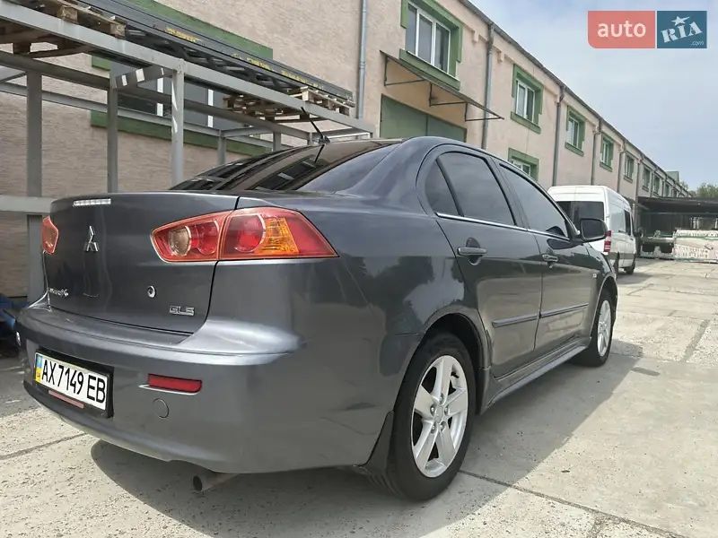Mitsubishi Lancer X 2007 року випуску
