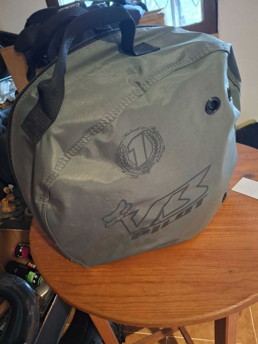 Capacete Fox Monster v3 RC novo