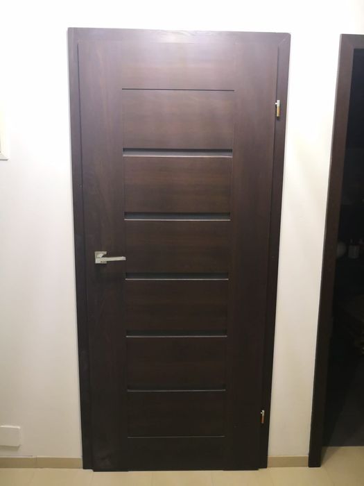 Drzwi wewnętrzne z ościeżnicami