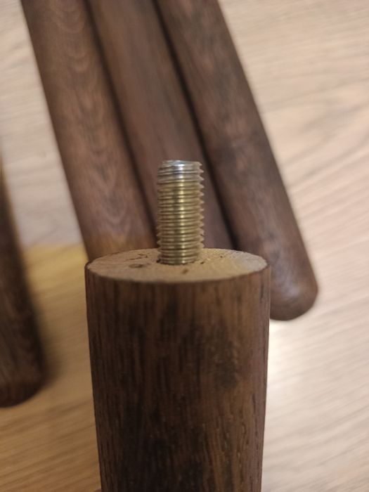 Noga dębowa h330