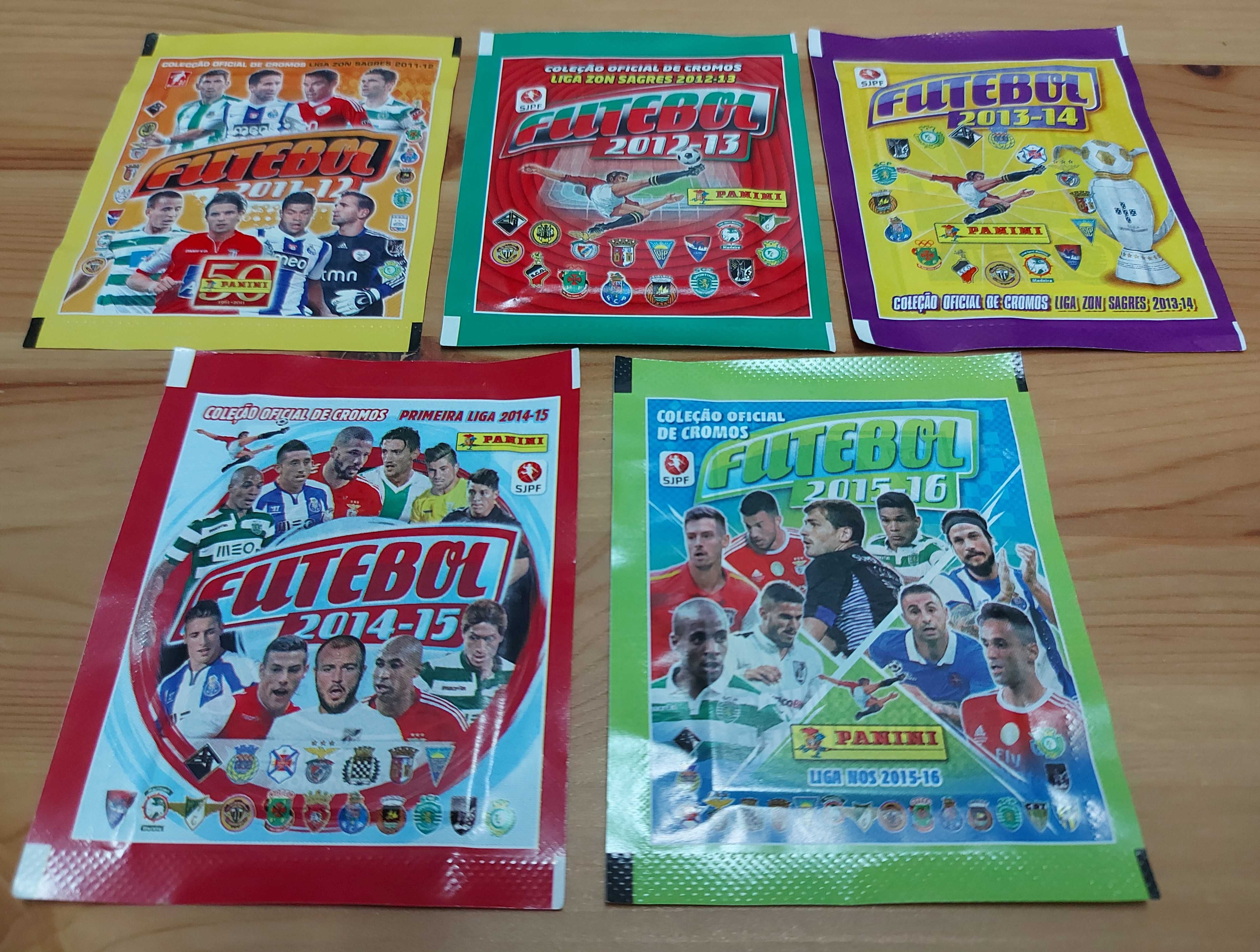 Lote 12 saquetas cromos fechadas Futebol 2011/12 até 2020/21 Panini