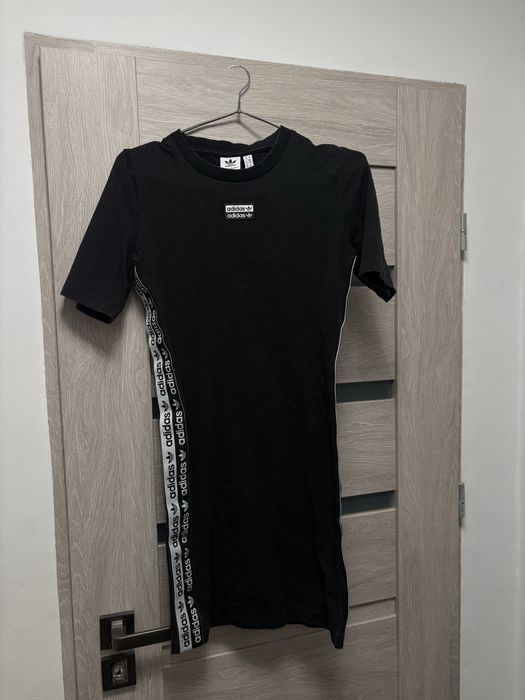 Adidas sukienka z lampasami dopasowana oryginalna S 36