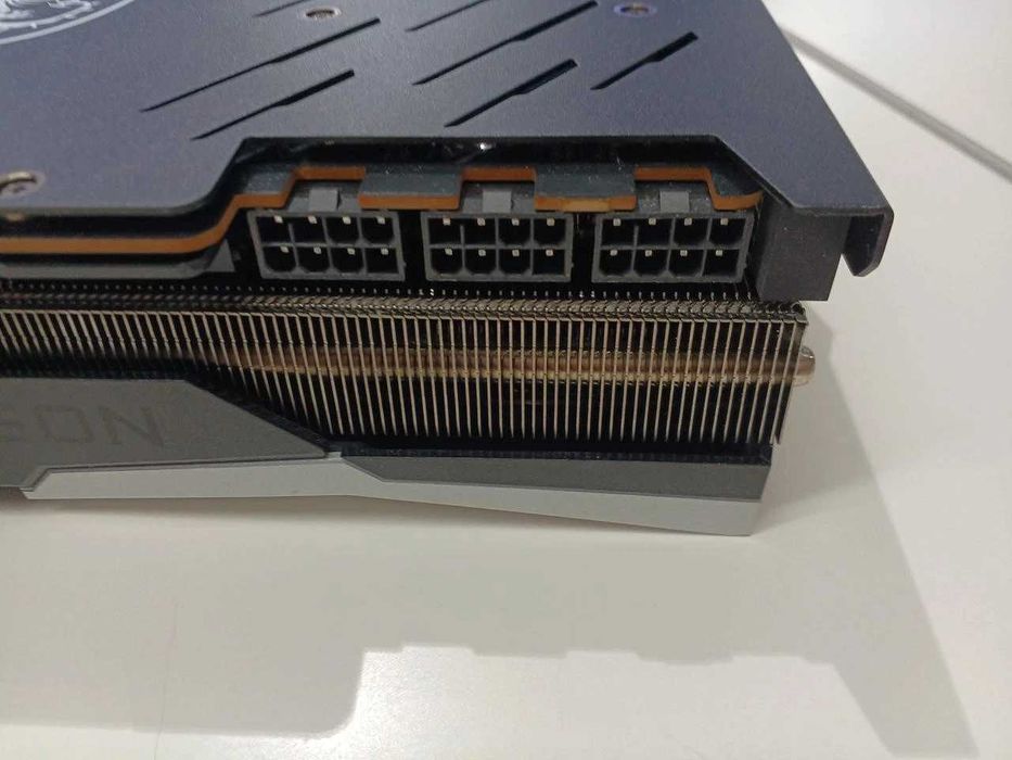 AMD Radeon RX 6900 XT 16 GB GDDR6 - Відеокарта