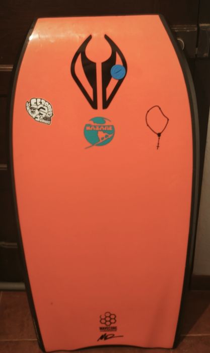 Vendo material de bodyboard como novo