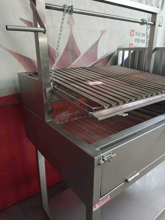 PARRILLA INOX A CARVÃO (1200x700x1500MM) - Valor c/ IVA