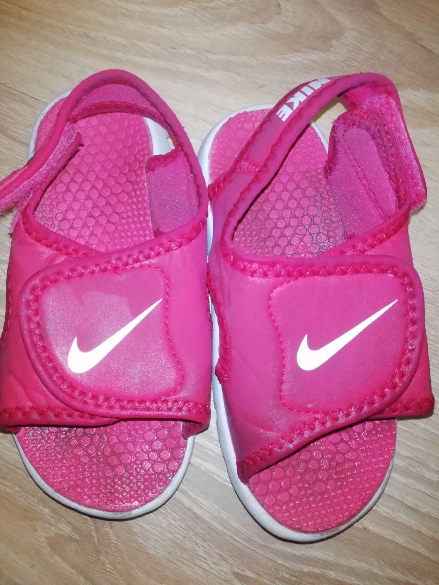 Super sandały nike rozmiar 25