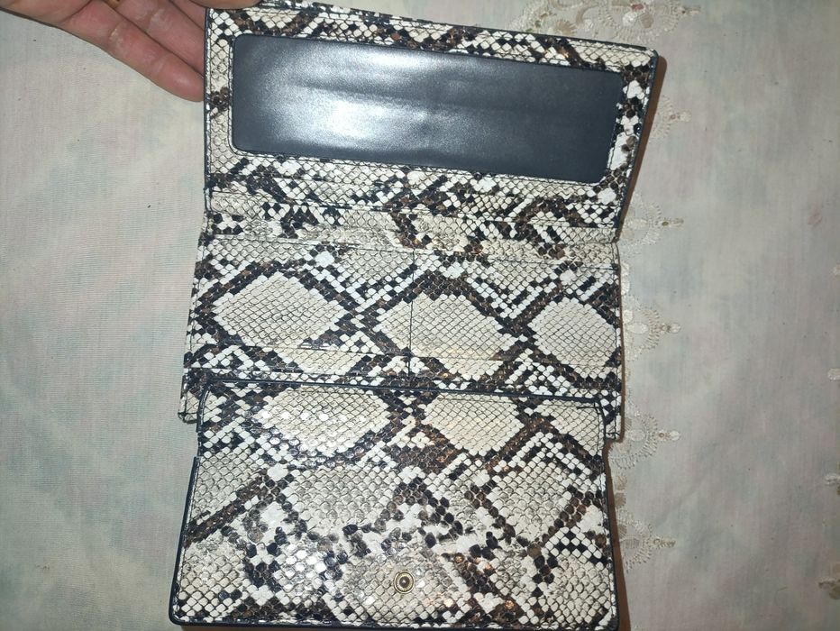 Carteira Parfois usada em bom estado