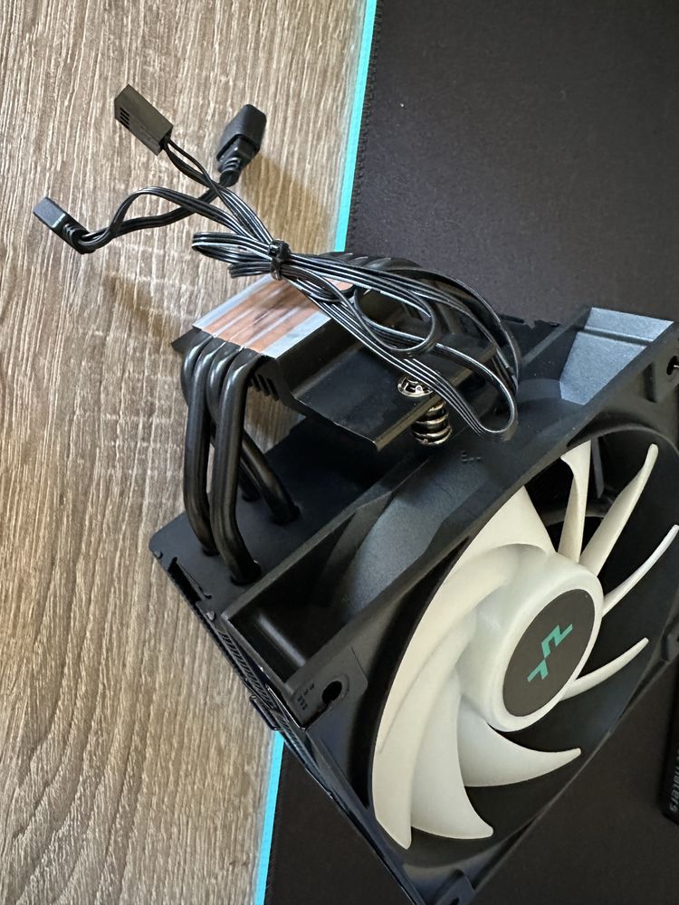 Кулер процессорный Deepcool AG400 ARGB (R-AG400-BKANMC-G-2) Black
