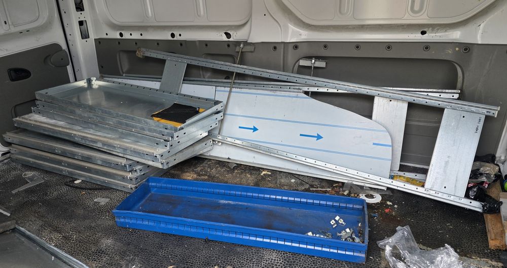 Regał,półki,zabudowa trafic,vivaro L2H2
