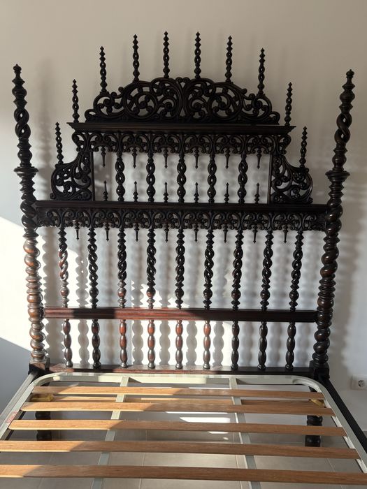 Mobília de quarto de casal Bilros