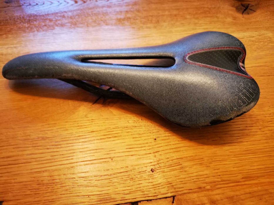 selle italia carbon 133 gram super light