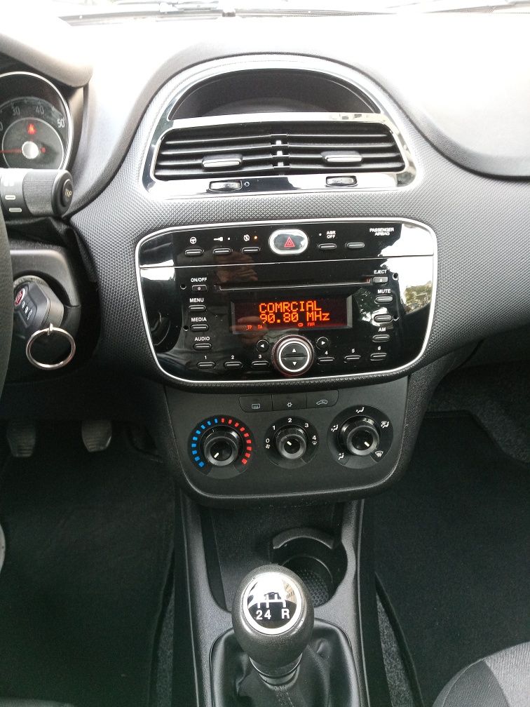 Fiat Punto 2016 start & stop