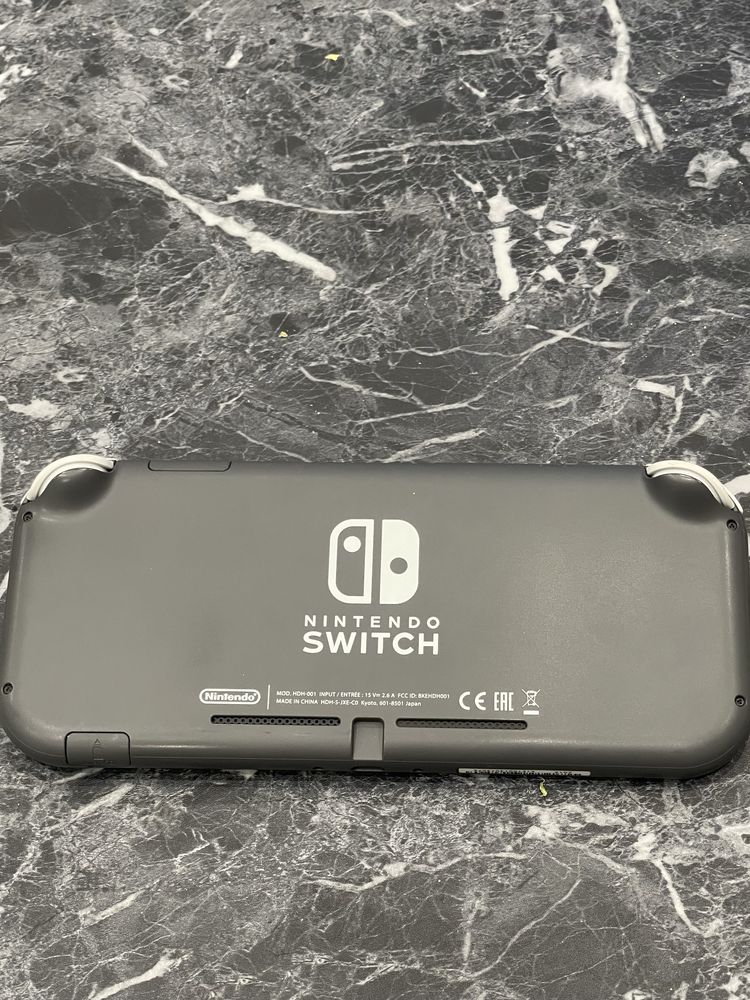 Nintendo switch lite  з іграми