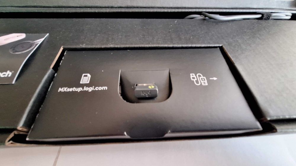 Бездротова клавіатура