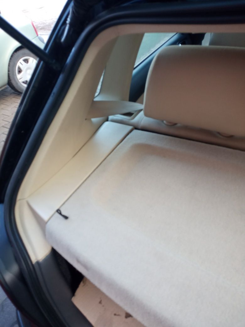 Fotele VW polo 4 9N jasne kremowe kpl