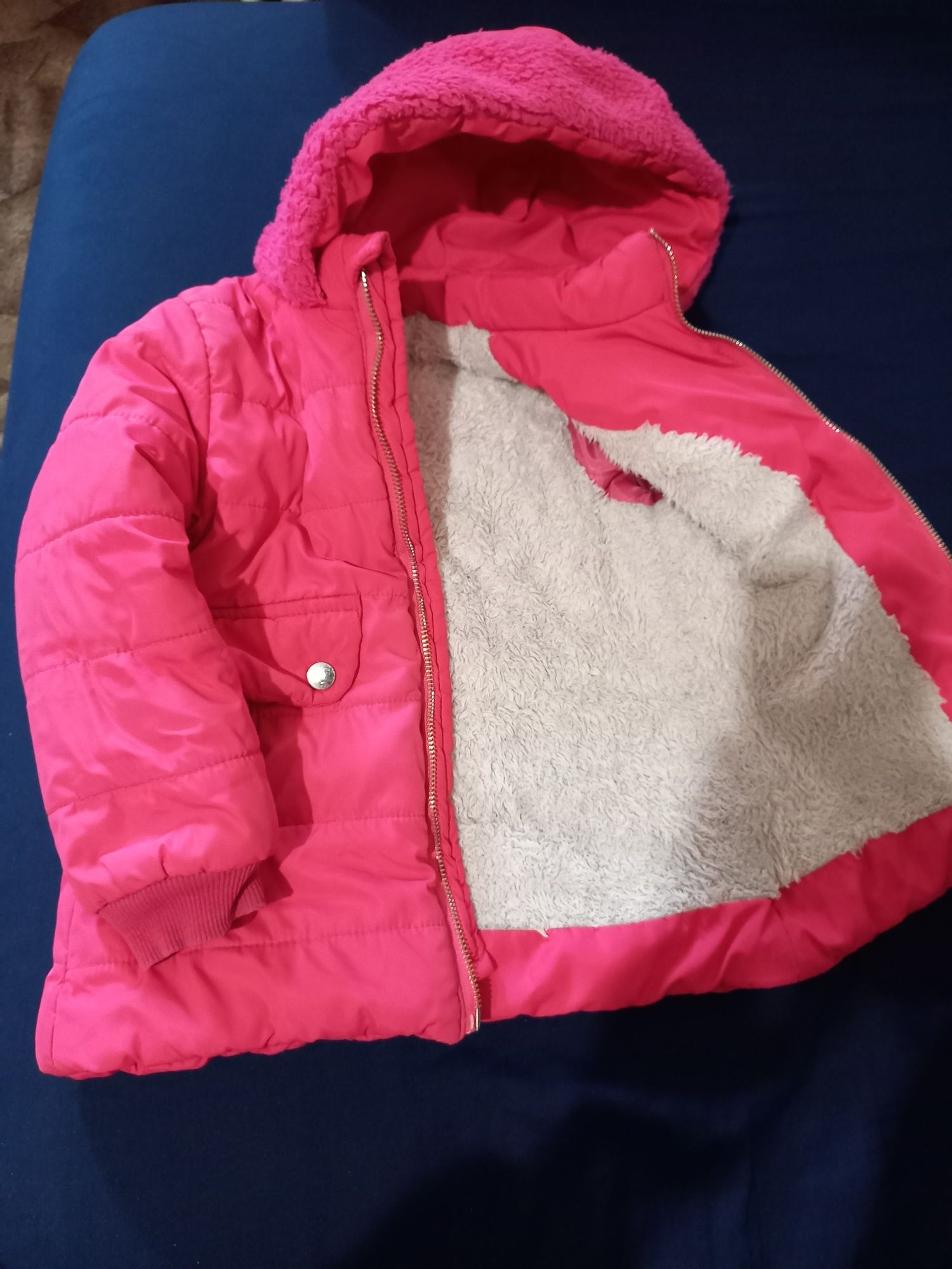 Куртка зимова на дівчинку і дощовик