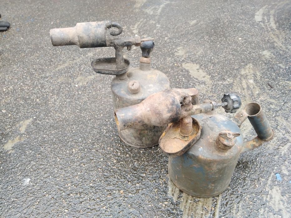 Продам бензинову бензинову паяльну паяльную лампу