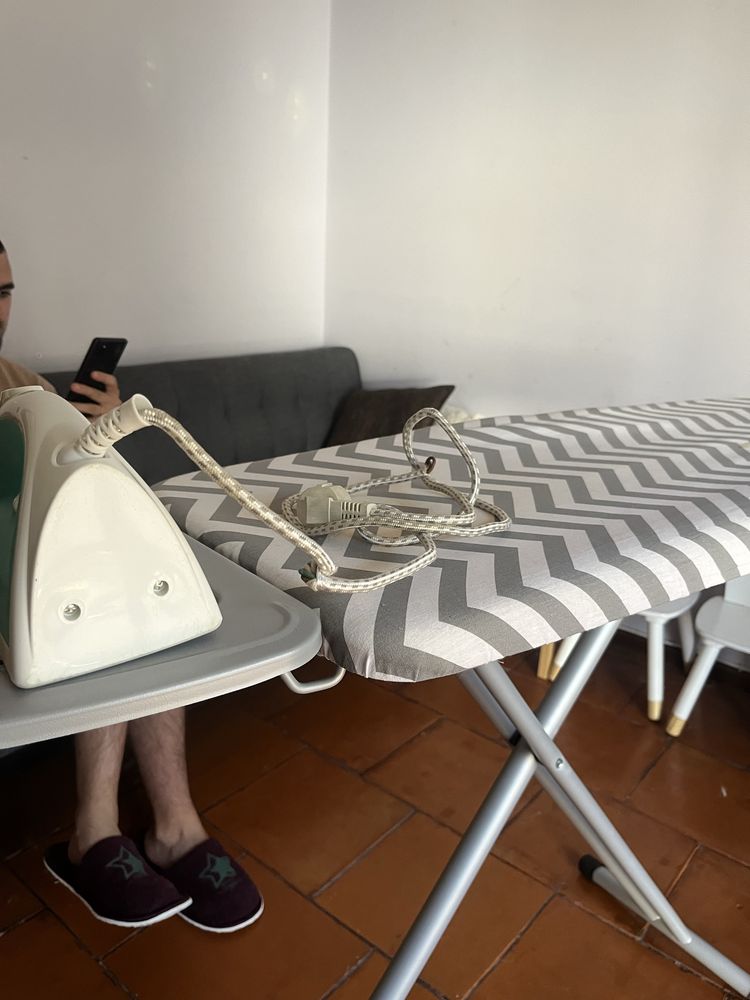 Ferro e tabua  engomar